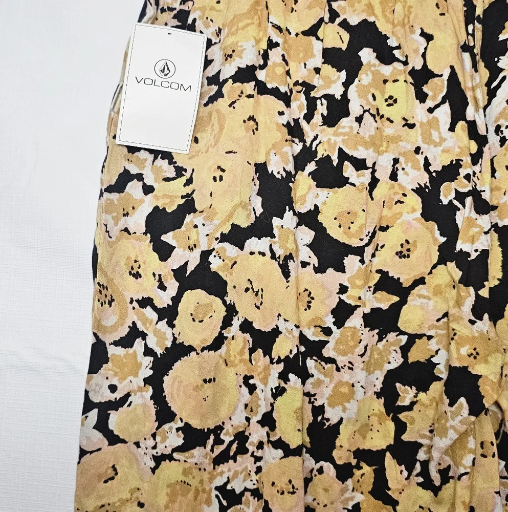 Volcom Pants Large Butter Yellow & Black Flare Leg NWT